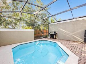 Sunny Poolside Escape