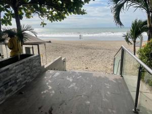 Oceanfront apartment