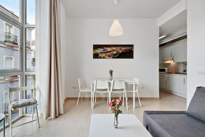 Apartamento terraza privada 2D. MALAGA CENTRO