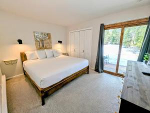 Flying Dutchman 1155 by SummitCove Lodging in Colorado
