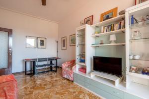 Panoramic balcony in the heart of Lavagna