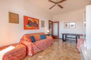 Panoramic balcony in the heart of Lavagna