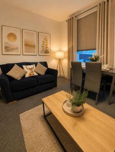 Alice Street Retreat - 1BR Sleeps 4 Street Parking