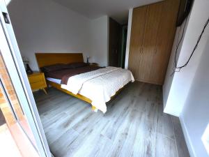 Peaceful Loft Apt for up to 3 people