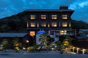 中尾甚六Hotel