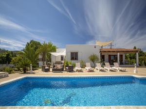 3-Bedroom Villa in Sant Josep with Pool