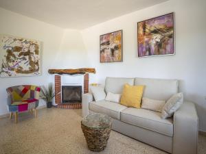 3-Bedroom Villa in Sant Josep with Pool
