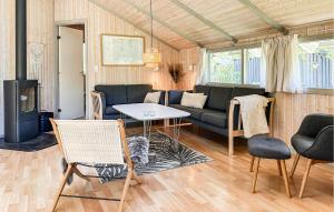 Stunning Home In Ebeltoft With Sauna