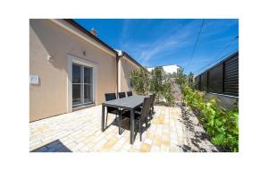 Beautiful Home In Sukosan