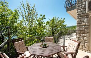 Pet Friendly Apartment In Matulji