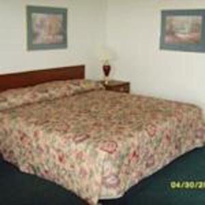 King Room - Smoking  room in Marysville Surf Motel
