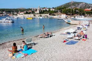 Apartments with WiFi Hvar - 25858