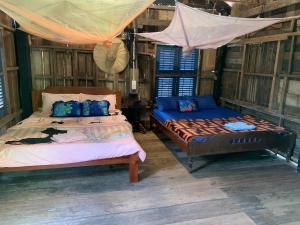 Family Batcave Homestay