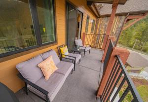 Clearwater Lofts Bldg 2 306 by SummitCove Lodging in Colorado
