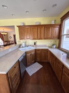 Grannys Farmhouse and Barn Suite