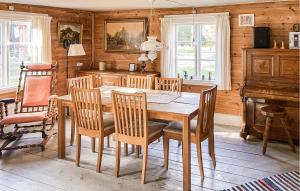Nice Home In Strömsnäsbruk With Kitchen