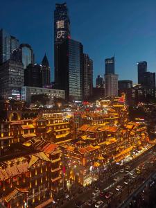 충칭 / 중경 Kaboting Hotel Chongqing Prime Location Near Jiefangbei & Hongya Cave, 1 Minute Walk to Metro, Ideal 호텔 객실