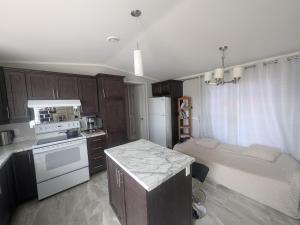 3 Bedroom Entire Windmill Coast Retreat