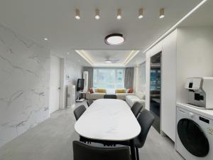 Renovated 2026 COEX GANGNAM ROYAL PARK PRIVATE 133m2 3BR 2BA Residence