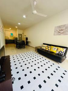 Embun Retreat Palas Horizon, Cozy Apartment 3BR near Kea Farm Market
