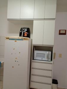 Apartamento Novo e Impecável - 2 quartos com Ar - Para até 6 pessoas - Elevador e 2 Garagens - Zona Sul - Próx Parque UNA e Uberlândia Shopping