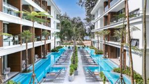 Beachfront Luxury Apartment Bangtao Phuket