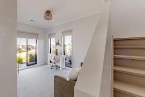 Banksia Retreat