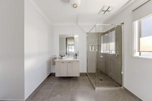 Banksia Retreat