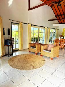 Villa Jambu, lovina-kayuputih