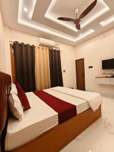 Shivam palace Ayodhya walking distance Ram mandir