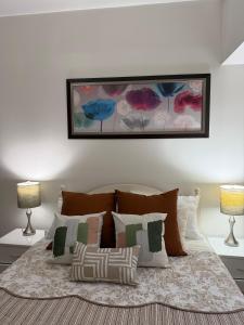 One bedroom located in Salcedo Village