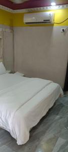 Hotel Vishwa