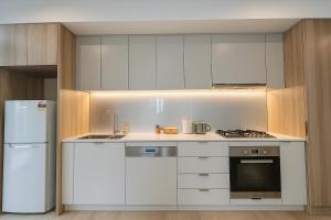 Luxury 2BR Apt Next to QVB, Sydney CBD