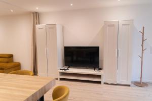 Charming Annecy Old Town Apartment, steps away from the Lake