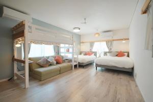 15min to Shinjuku, 5min Walk from the Station, Cozy Private House, Ideal base for sightseeing in Tokyo, Peaceful Area, Coffee & Cinema, Blue Atelier Toko