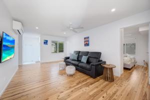 19 Orvieto Tce Kings Beach