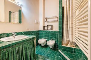 Navigli Court - La Vista Apartments