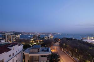 Doubletree By Hilton Istanbul Macka