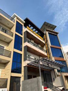 Hotel Pratishtha
