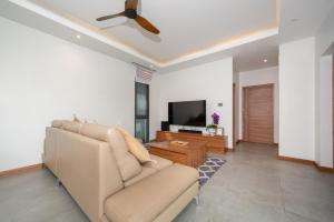 Nicky Harmony 3BR Pool Villa in Bang Tao Laguna