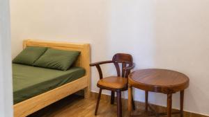 Standard Villa - Trinh Hoai Duc Street