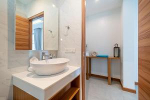 Nicky Harmony 3BR Pool Villa in Bang Tao Laguna