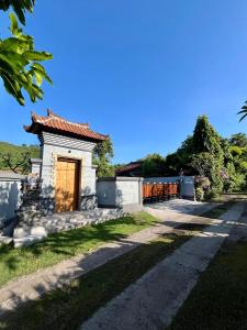 Di rumah Vima homestay
