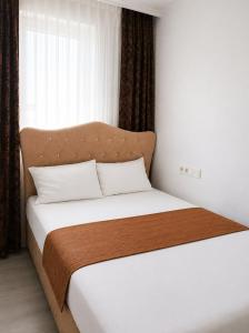 Cannady Affordable Cleaan Rooms Minimal Design Centrally Located Small City Hotel