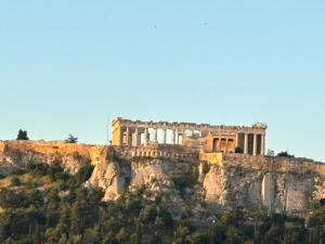 Ælis Suites in Psyrri - Rooftop Access & Acropolis View