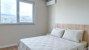 Sunrise Vista Suite - Golem