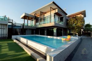 Sky Beach Pool Villa Chanthaburi 1