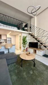 Trinity Loft - near Metro - Self Check-in - Fast Wi-Fi