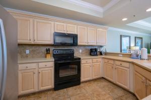 Phoenix IX 903 condo
