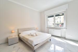 GuestHost - Sampierdarena Bright Apartment